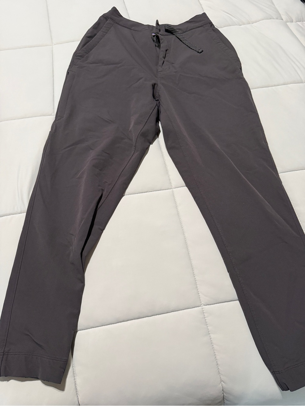 Patagonia men’s jogger pants Medium